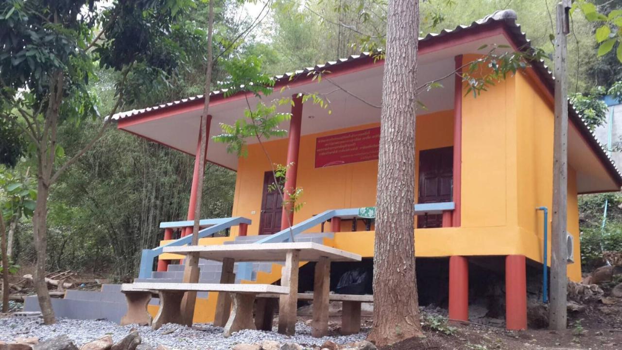 Baan Rai Pu Fa Villa Sattahip Exterior photo